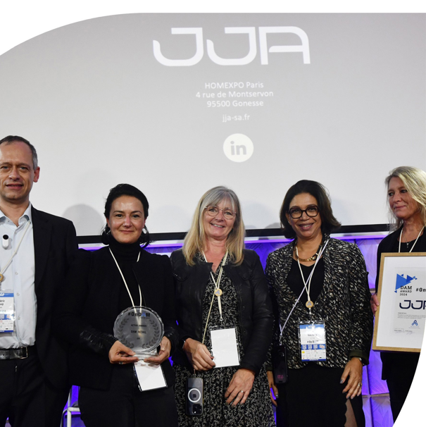 Award DAM